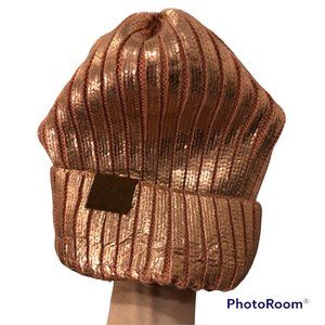 cloie pink rose gold metallic ribbed small knit hat